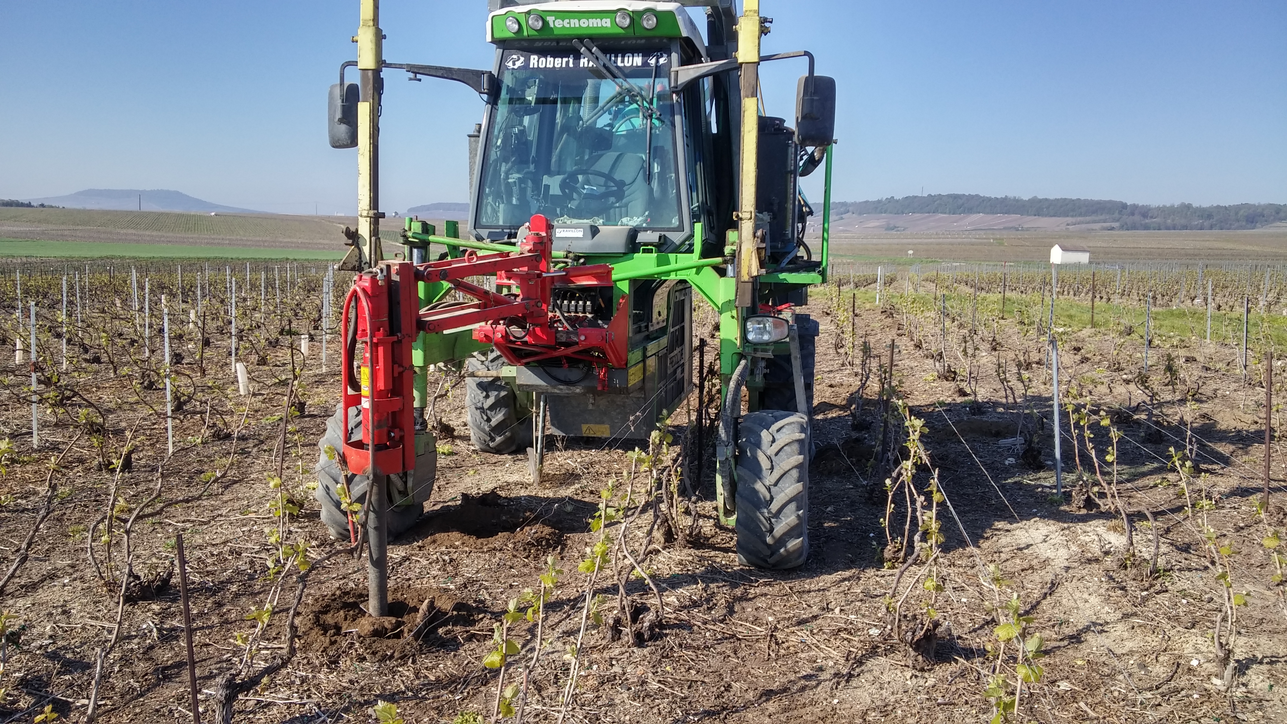 Préparation à l'entreplantation, vigne Marne, Sarl Meulot, Fèrebrianges, Marne, 51